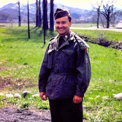 Portrait photograph of unknown soldier
