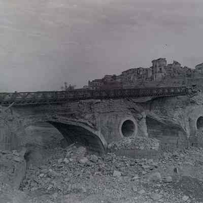 Bailey bridge