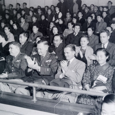 Generals Styron and Muldrow with a large Japanese audience