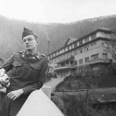 Soldier posed in front of the Noboribetsu Hotel