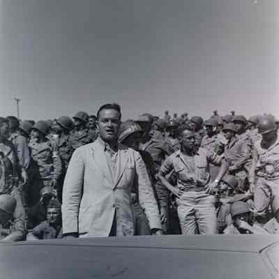 Bob Hope with soldiers