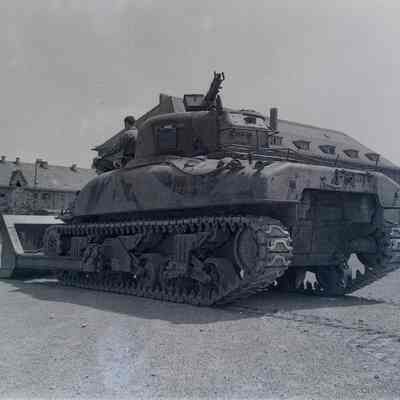 Tank bulldozer