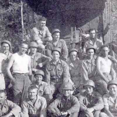 Group Photo of Soldiers