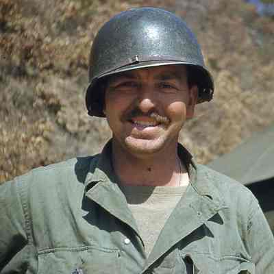 Portrait photograph of unknown soldier