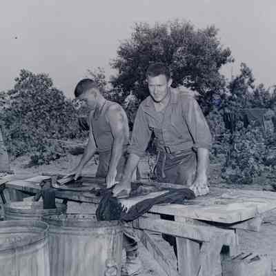 Soldiers washing clothes