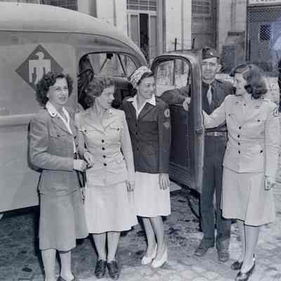 Red Cross Girls