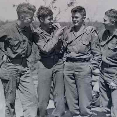 Group of soldiers