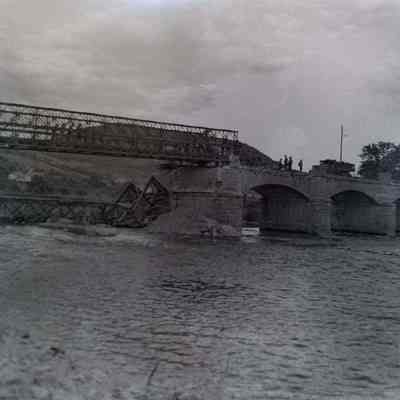 Bailey bridge