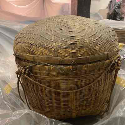 Bamboo Basket with lid