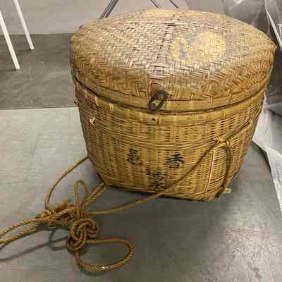 Bamboo Basket with lid