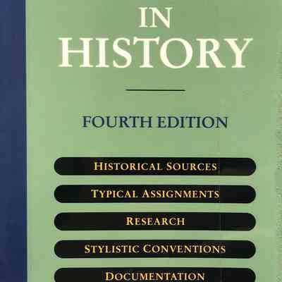 A Pocket Guide to Writing in History