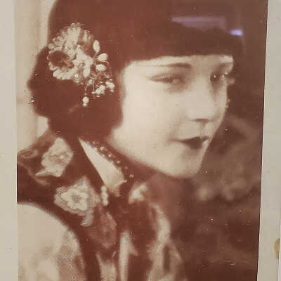Dorothy Devore in "Chop-Suey"