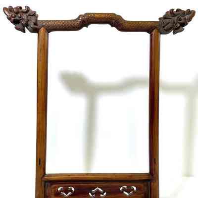 Brush Holder with Dragons