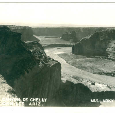 Postcard, Chinle, Canyon de Chelly, Chin Lee. Ariz.