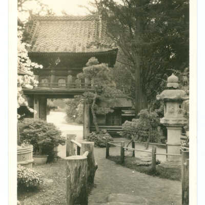 Temple-Oriental Tea Garden