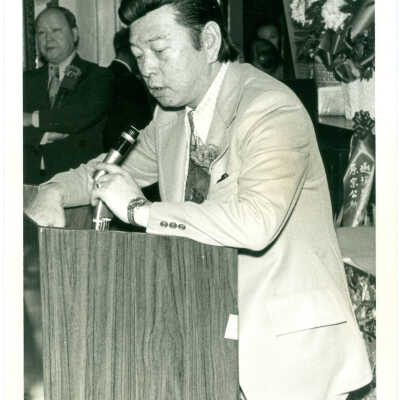 Photograph, Speaker