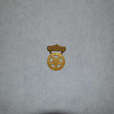 Circle Badge