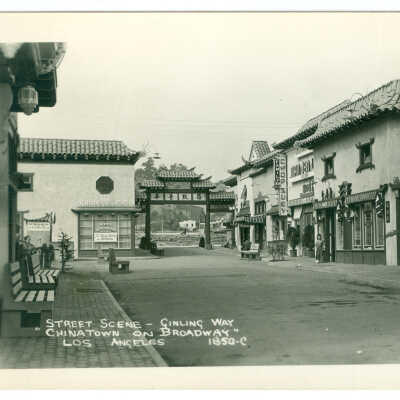 Postcard, Los Angeles, Chinatown, Street Scene - Ginling Way
