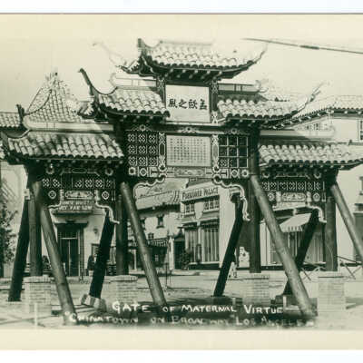 Postcard, Los Angeles, Chinatown, Gate of Material Virtue, "Chinatown on Broadway" Los Angeles