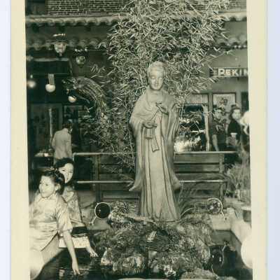 Postcard, Los Angeles, China City, Statue of Kuan Yin