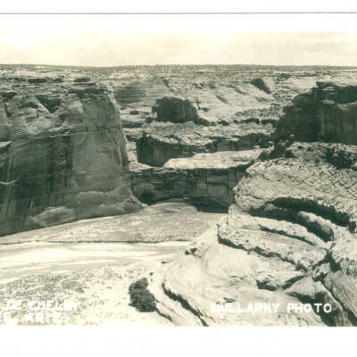 Postcard, Chinle, Canyon de Chelly, Chin Lee. Ariz.