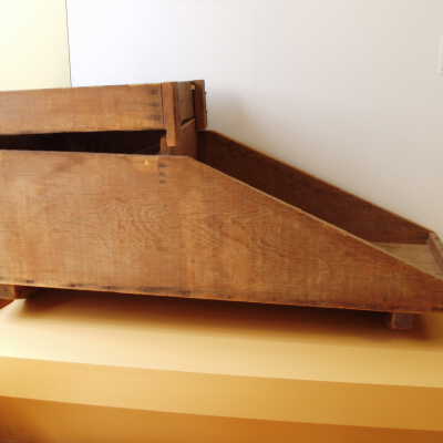 Separator, Cradle