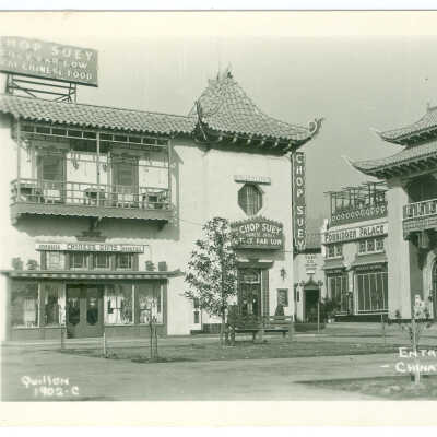 Postcard, Los Angeles, Chinatown, Entrance To Ginling Way-Chinatown on Broadway-Los Angeles
