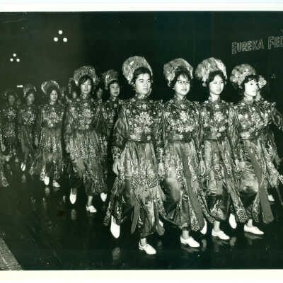 Photograph, Women in Costume