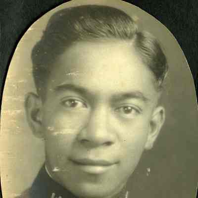 Kauahikaua, Archibald