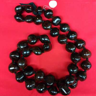 Kakua seed necklace