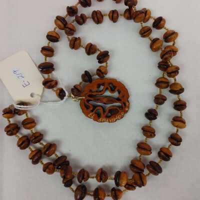 Walnut necklace