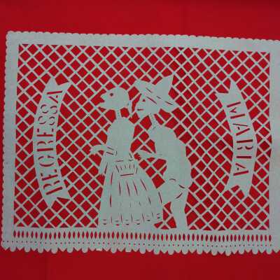 "Regressa Maria" Papel Picado