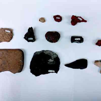 12 Volcanic Rocks