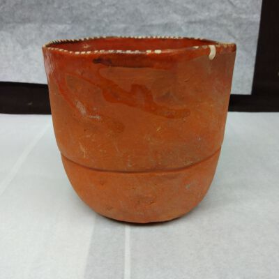Small Pot with white decorated rim