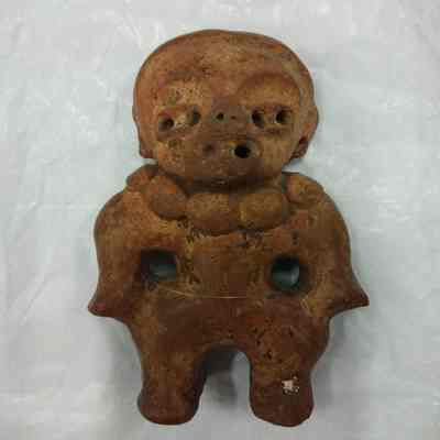 Rattle figurine