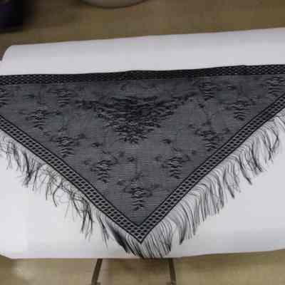Black Shawl