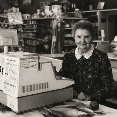 Guenivere White, Store Clerk - Graff's Mercantile, Hurricane, Utah