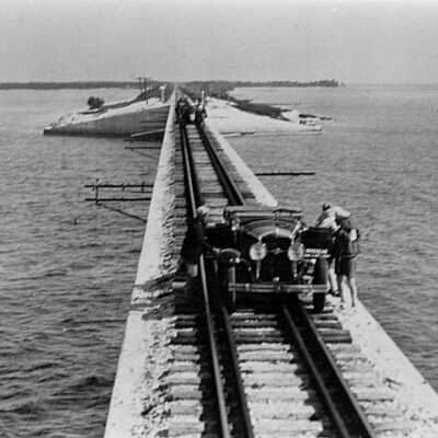 Traveling over Long Key Track