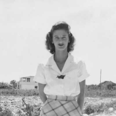 Mae Rose Albury
