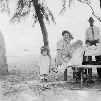 Albury Family on Picnic at Miami Beach