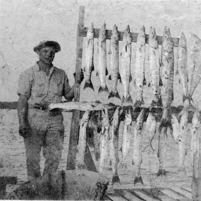 Bob and Rodney catch of 6 hrs. 1944
