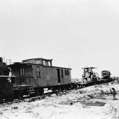 Caboose Removing Train Post '35 Hurricane