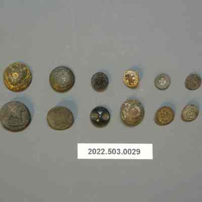 Metal Buttons