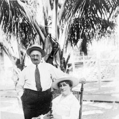 Louie Perkins Schutt and Minnie Gardner Schutt