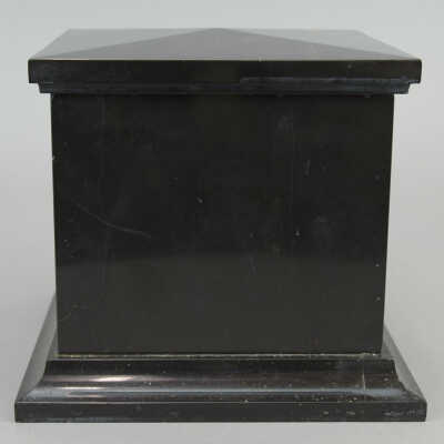 Urn, Cremation