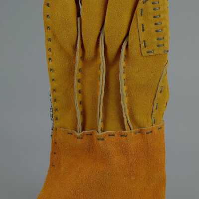 Glove
