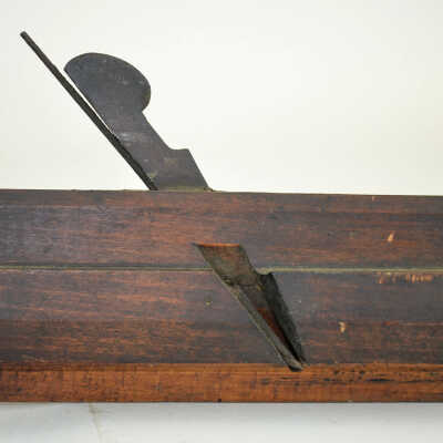 Plane, Molding