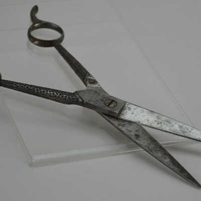 Scissors