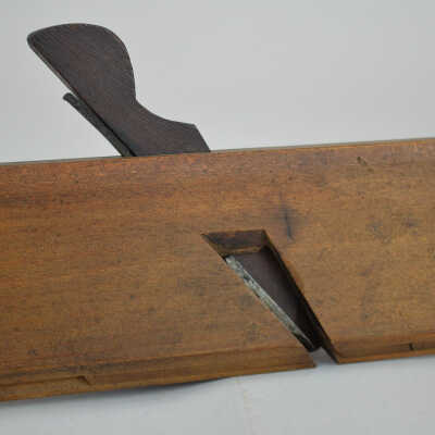 Plane, Molding