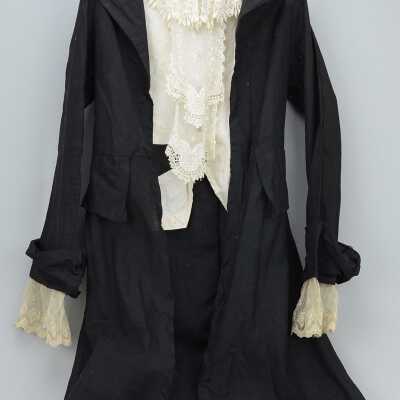 Costume, Performance